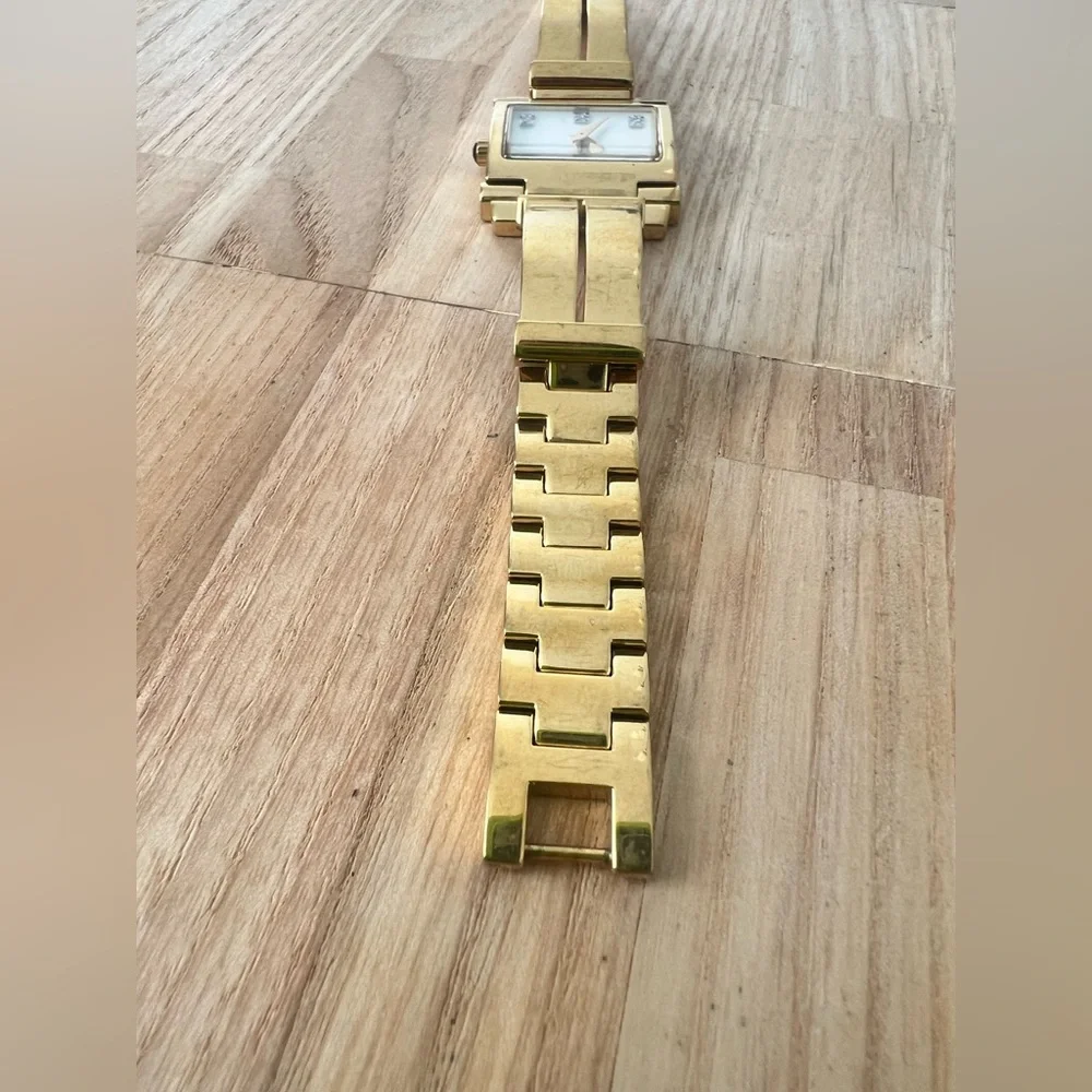 Rare Bulova ladies rectangular gold tone diamond dress watch NEW BATTERY
